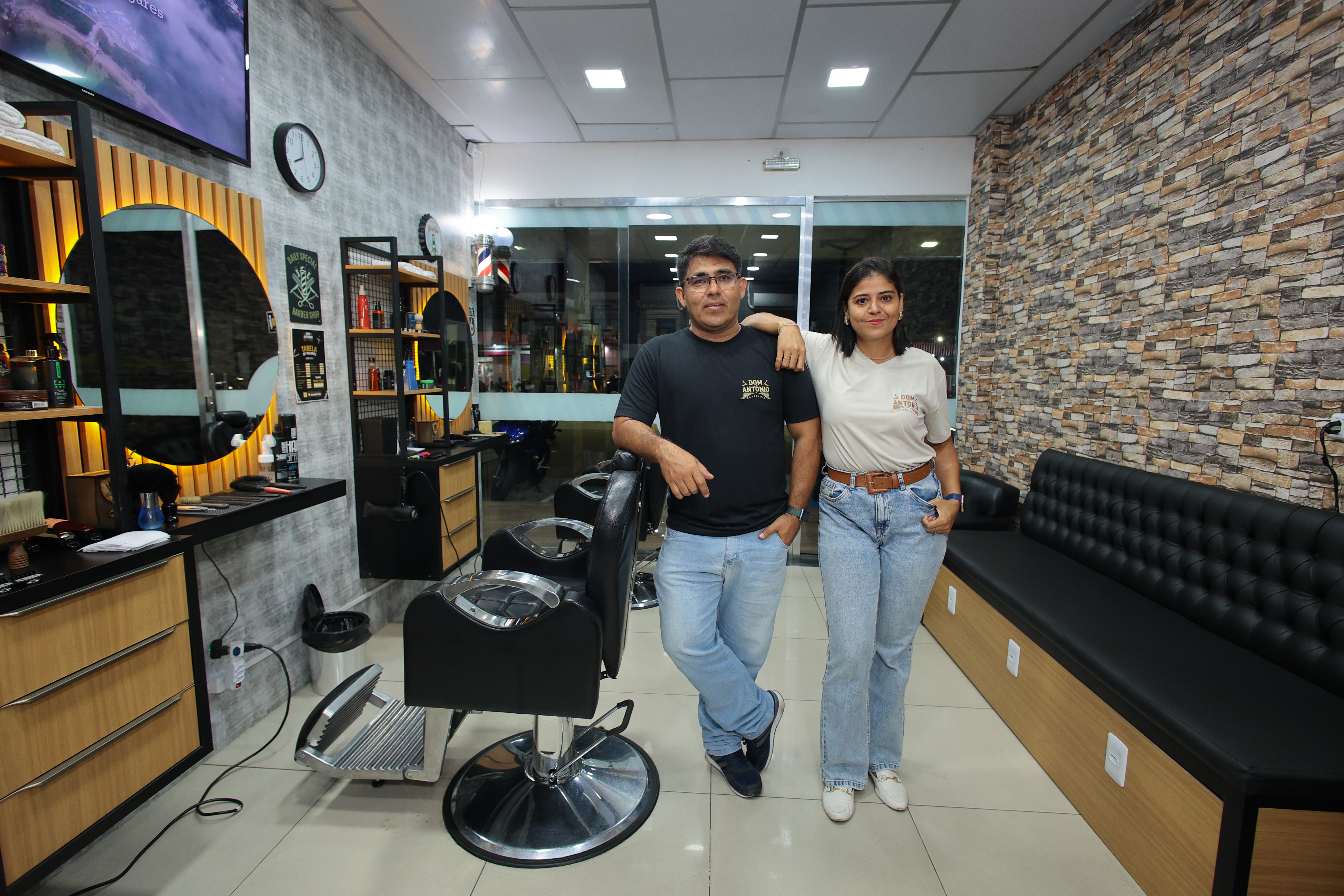 Allan e Ticiana — Fundadores da Dom Antônio Barbearia