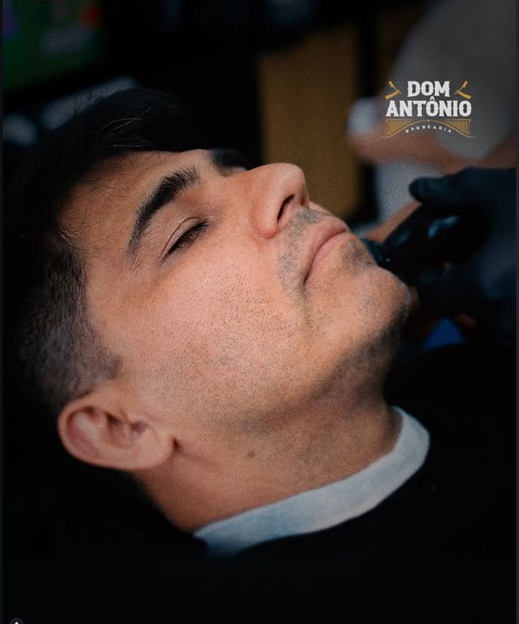 Barba com navalha — Dom Antônio